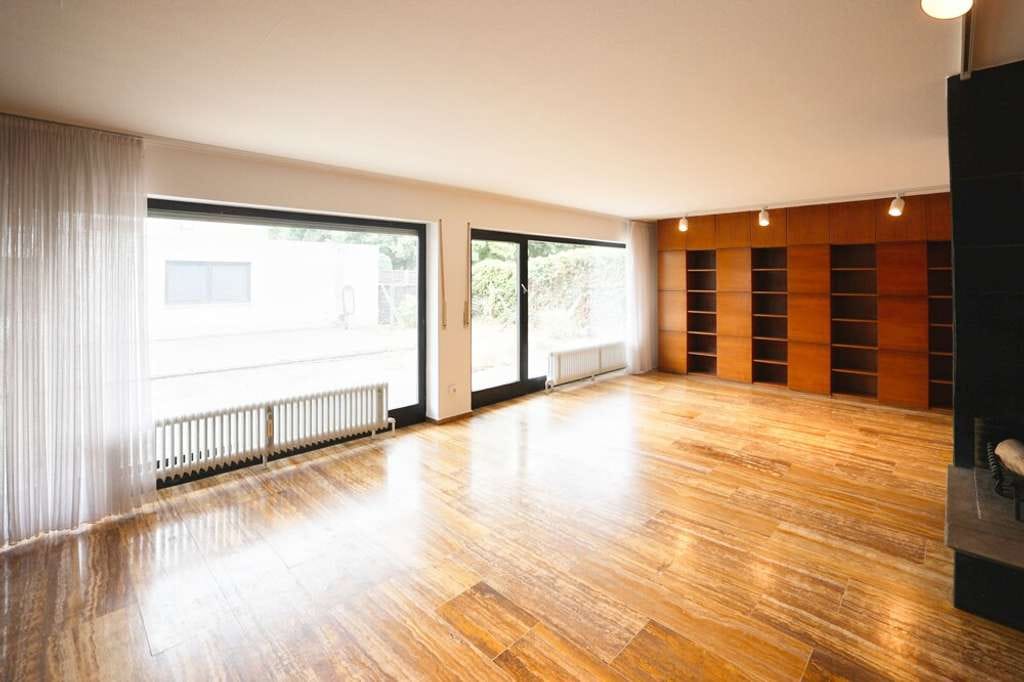 Immobilie in Lahnstein - Gepflegtes 3-Familienaus mit Garten, Pool und großer Garage in ruhiger Lage von Oberlahnstein - Bild 2