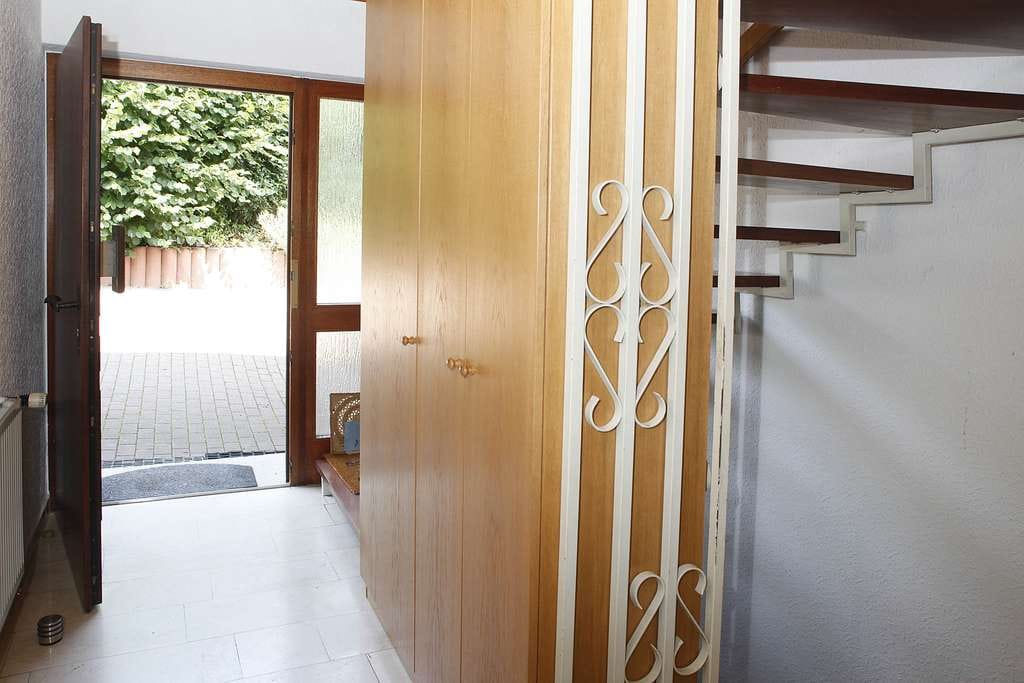 Immobilie in Gründau - Großzügiges 2-3 Familienhaus in idyllischer Wohnlage - Rarität - Bild 3