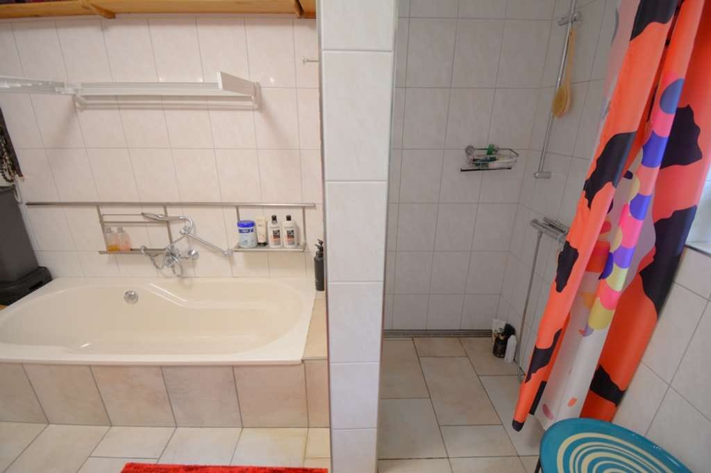 Immobilie in Schalkholz - Großes Einfamilienhaus am Rande der Natur - Bild 4