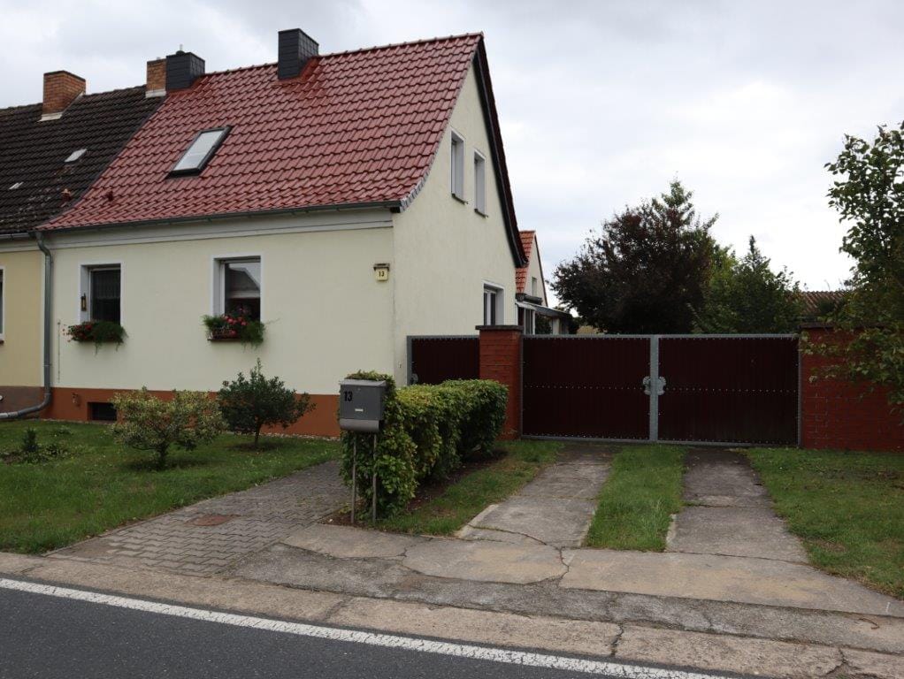 Immobilie in Niedergörsdorf - Charmantes Reihenhaus in Seehausen - Ihr neues Zuhause mit Wohlfühlatmosphäre - Bild 0