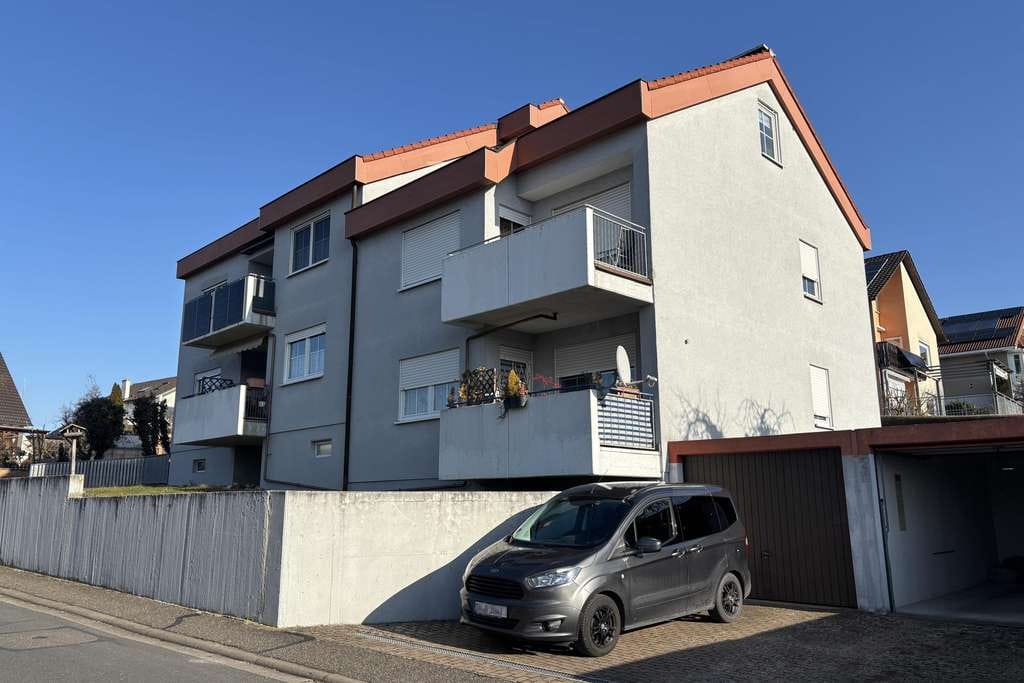 Immobilie in Grettstadt - Kapitalanleger aufgepasst: Drei auf einen Streich!!!  - Bild 2