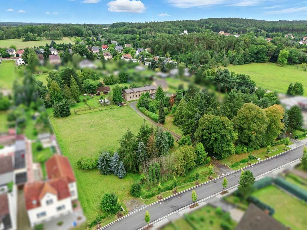 Immobilie in Großkmehlen - Großzügige Liegenschaft mit weiterer Bebauungsmöglichkeit! - Bild 0