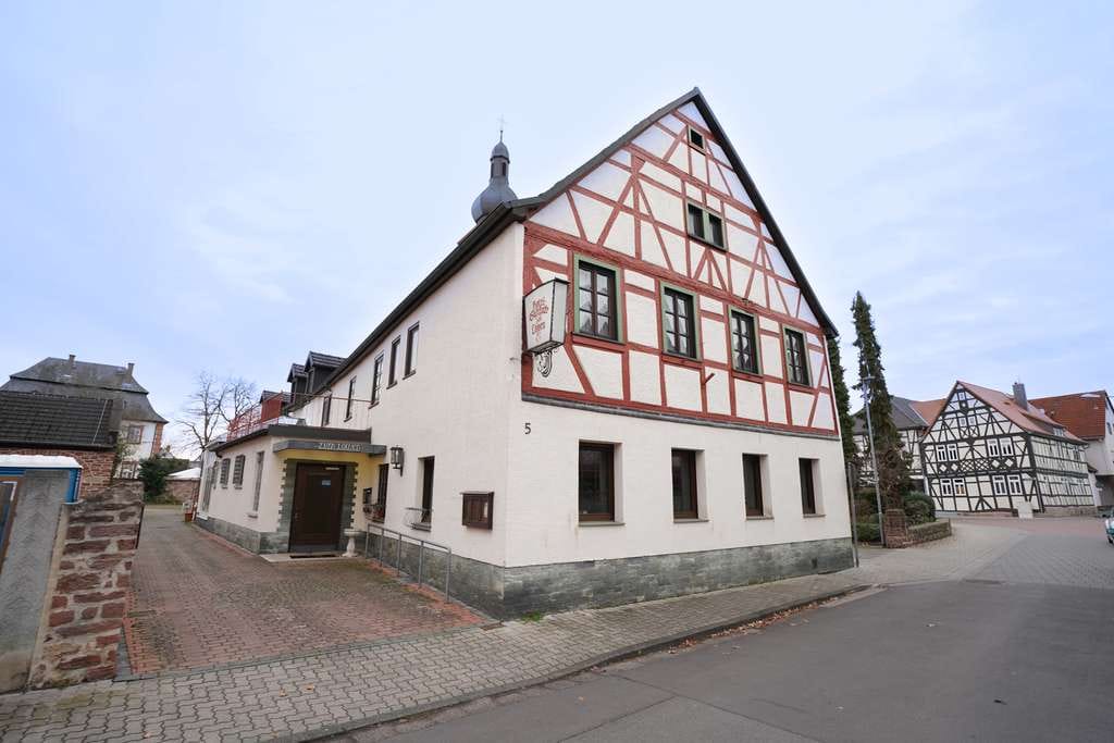 Immobilie in Hainburg - Traditionsgasthof mit Zukunft für vielfältige Nutzung und separater 4-Zimmer-Wohnung - Bild 0