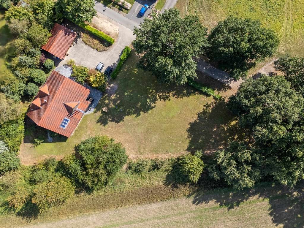 Immobilie in Barnstedt - Wohnen wie im eigenen Park: Traumhaus mit Wintergarten, Weitblick und Privatsphäre - Bild 4