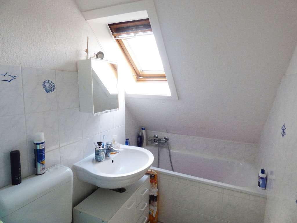 Immobilie in Leichlingen - NEU: Solides Investment - Vollvermietetes 6-Familienhaus mit 6 Garagen am Stadtrand von Leichlingen - Bild 4