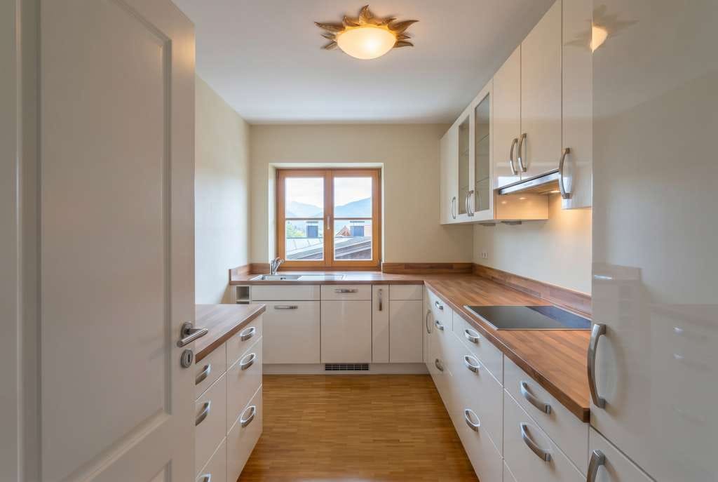 Immobilie in Gmund - "2-in-1" Großzügig Wohnen am See – Moderne 3-Zimmer-WHG mit zusätzl. 1-Zi. Apartment - Panoramablick - Bild 2