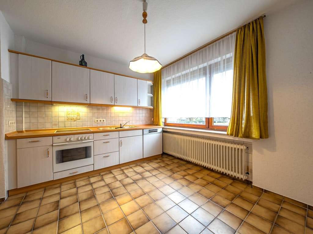 Immobilie in Edewecht - Sanierungsbedürftiges Einfamilienhaus in beliebter Wohnlage - Bild 3