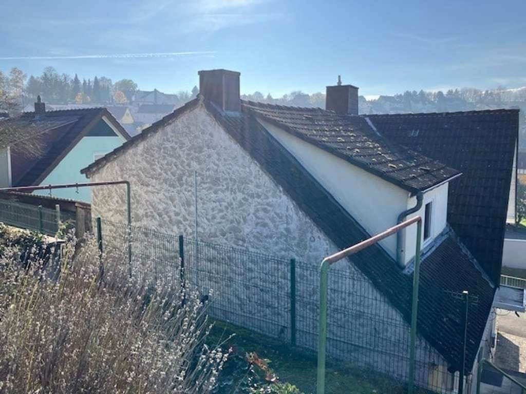 Immobilie in Bad Salzschlirf - Bezahlbares Eigentum in Bad Salzschlirf - Gemütliches Wohnhaus mit Garage und Carport  - Bild 3