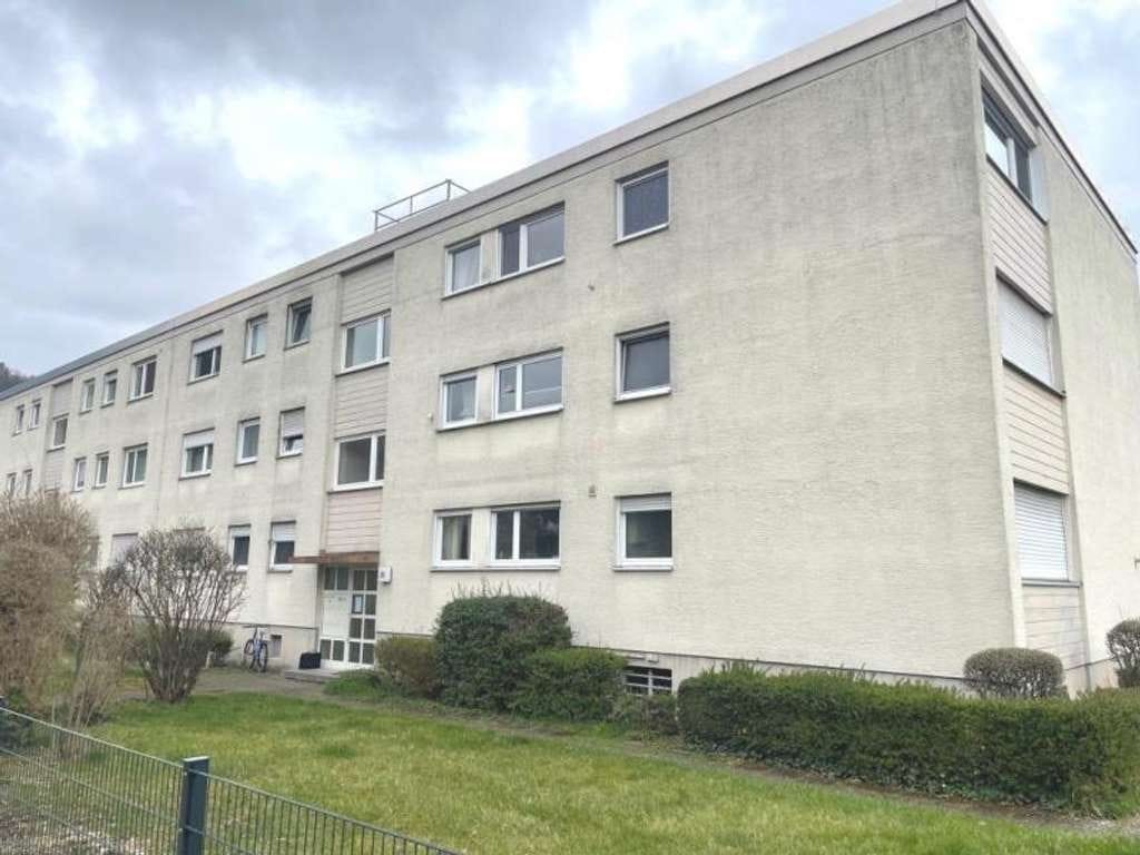 Immobilie in Kuchen - Platz für die Familie! Attraktive 4,5 Zimmer-Wohnung für exklusive Ansprüche! - Bild 0