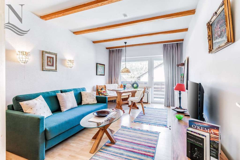 Immobilie in Ruhpolding - Charmantes Apartment mit Balkon & Bergblick – ideal für Auszeiten oder stilvolles Wohnen - Bild 1