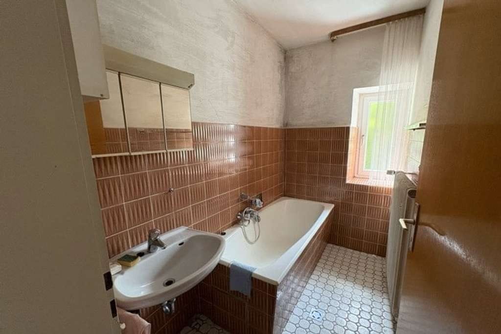 Immobilie in Altdorf bei Nürnberg - Großes EFH mit angrenzender Scheune und Nebengebäuden in Altdorf OT Eismannsberg - Bild 5