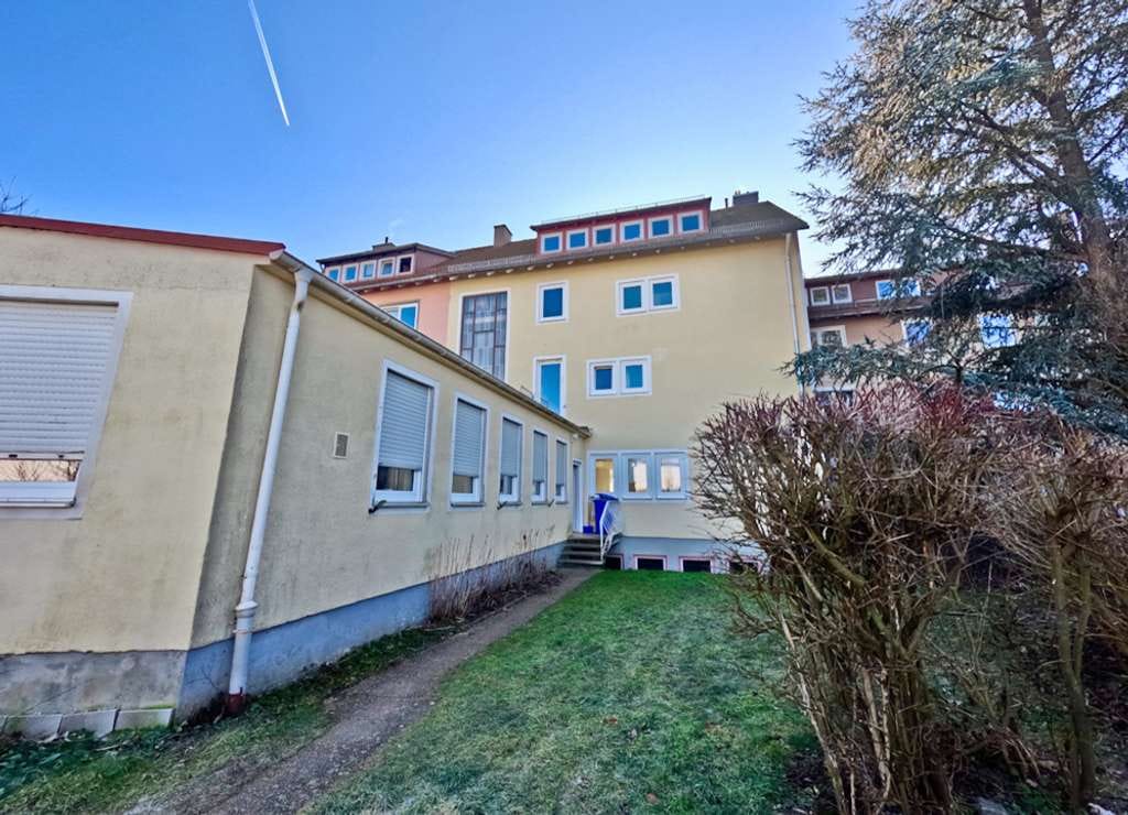 Immobilie in Kaufbeuren - Strategisches Investment: WGH mit 8 Einheiten und Entwicklungspotenzial - Bild 4