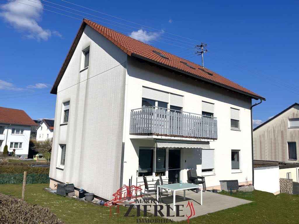 Immobilie in Böhmenkirch - Dreifamilienhaus mit schönem, großem Garten! Eigennutzer und Kapitalanleger aufgepasst! - Bild 1