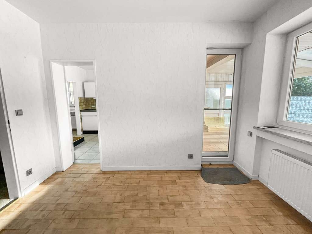 Immobilie in Telgte - energetisch aufgewertetes Haus mit viel Platz für Mehrgenerationen, Familien oder Kapitalanleger - Bild 3