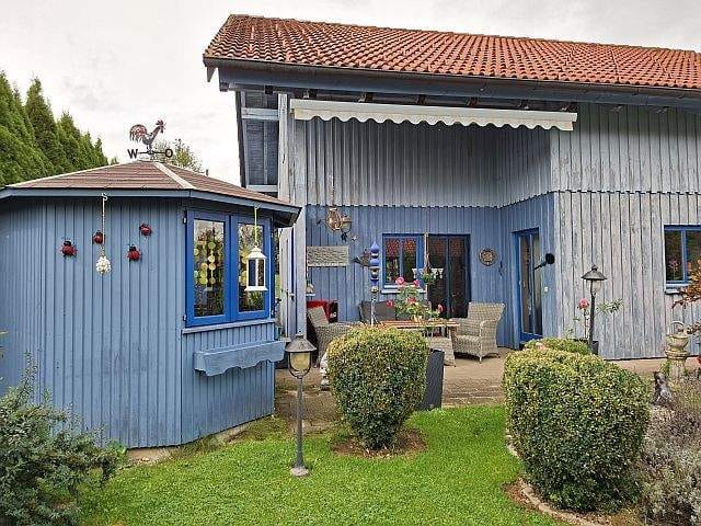 Immobilie in Obergünzburg - KAPITALANLAGE | Hier bleiben die Verkäufer als Mieter im Haus! „Muckeliges“ Einfamilienhaus in 87634 Obergünzburg - Bild 0