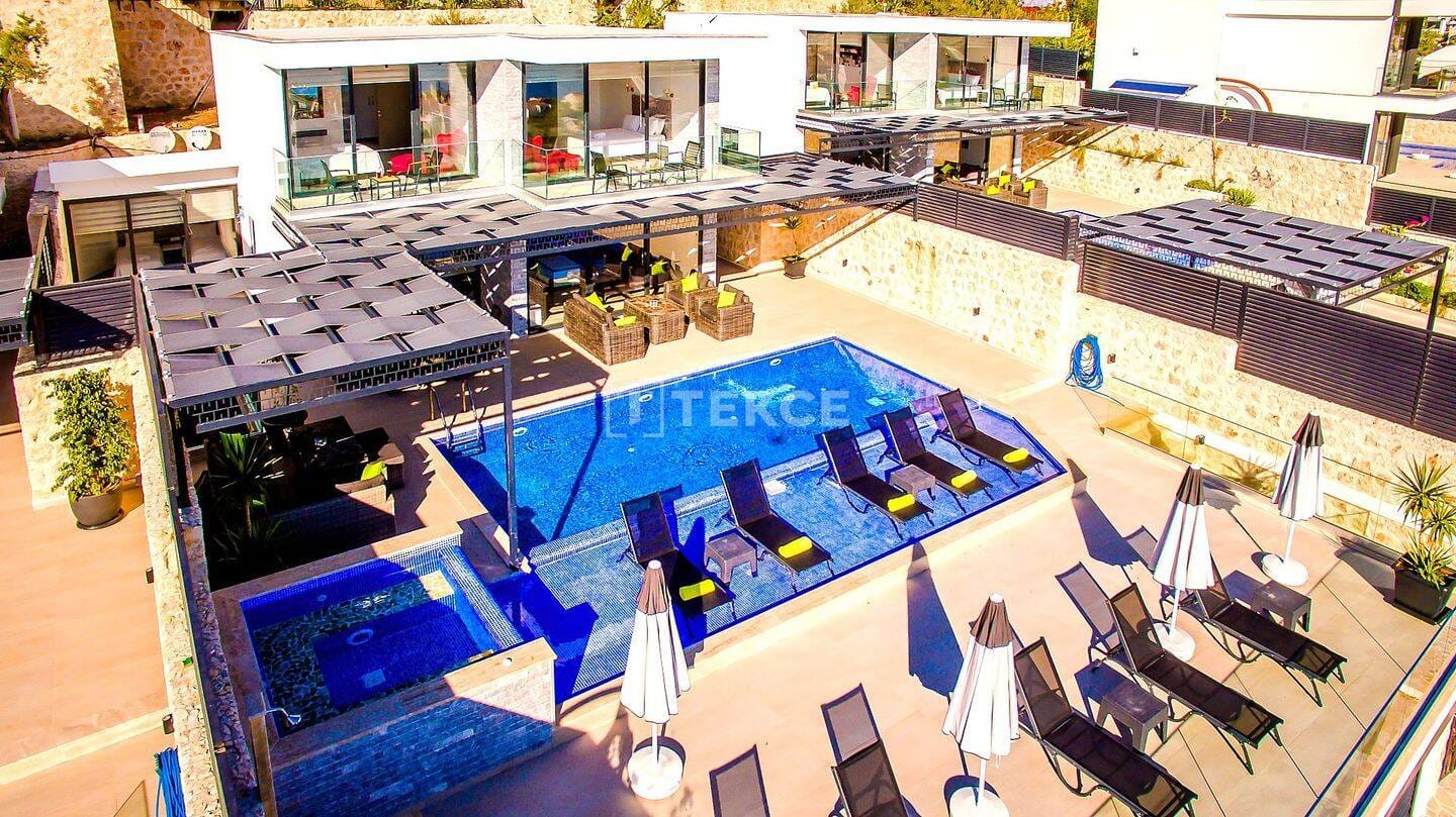 Immobilie in Paitzdorf - Luxusvilla mit großem Grundstück und Endlos-Pool in Antalya Kalkan - Bild 4