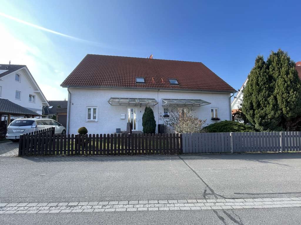 Immobilie in Rackwitz - Familienfreundliche Doppelhaushälfte mit gemütlichem Garten in ruhiger Lage - Bild 0