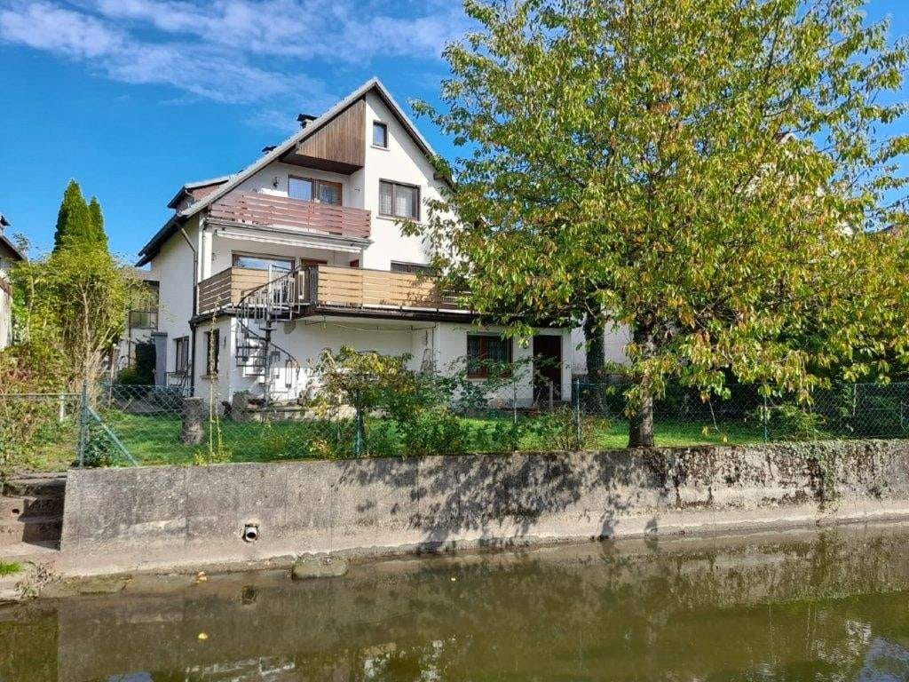 Immobilie in Michelau in Oberfranken - Ehemaliges Wohn und Geschäftshaus in Herzen von 96247 Michelau in Oberfranken - Bild 0
