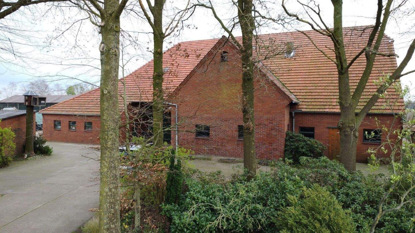 Immobilie in Wagenfeld - Solider Resthof mit Scheune Stallungen in Alleinlage - Bild 2