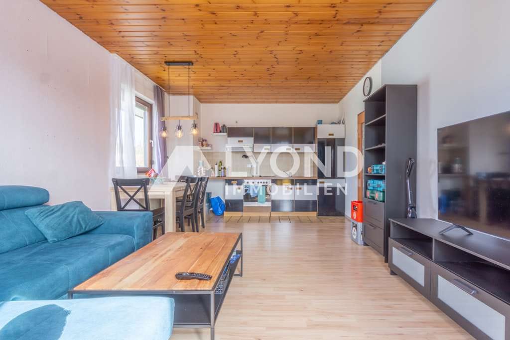 Immobilie in Althütte - Helle 2-Zimmer-Wohnung mit Südbalkon und Stellplatz in ruhiger Lage von Althütte - Bild 0