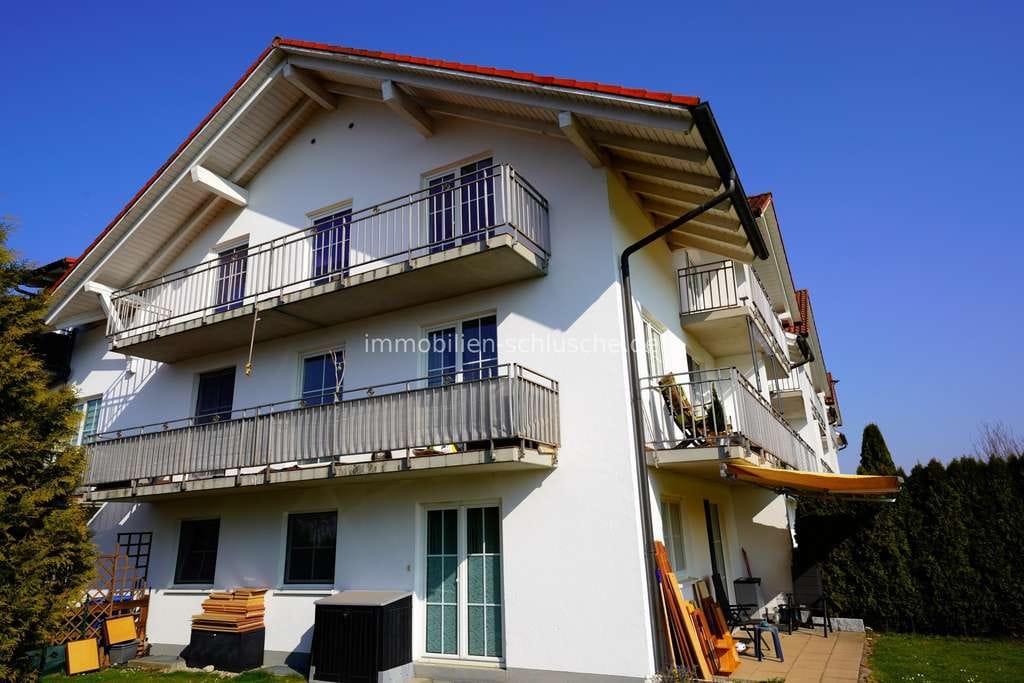 Immobilie in Tannheim - Kapitalanlage - Preisgünstige gut vermietete 3 Zimmer Dachgeschoßwohnung mit großem Balkon - Bild 0
