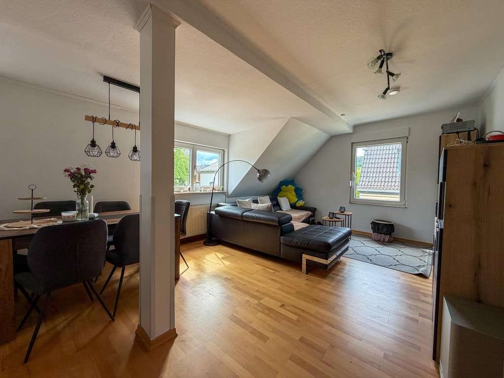 Immobilie in Mayen - Attraktives Mehrfamilienhaus mit vier vermieteten Wohnungen und Potenzial - Bild 3
