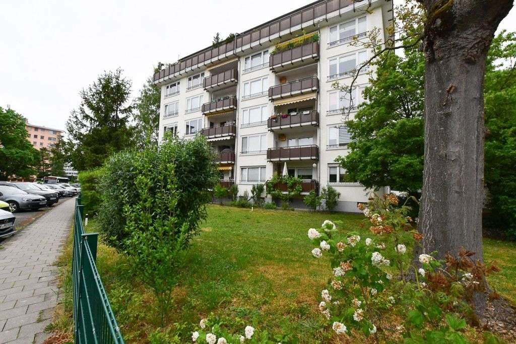 Immobilie in Neu-Isenburg - 3 Zimmer Erdgeschosswohnung mit Garage - Bild 0
