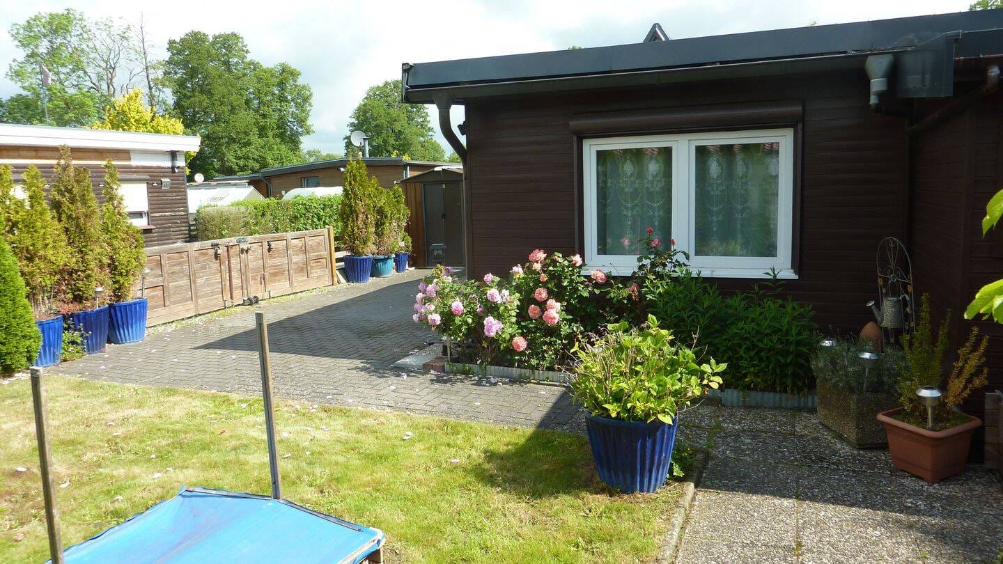 Immobilie in Tespe - Holzhaus, Dauer-Wohnen oder Wochenendhaus auf Campingplatz - Bild 1