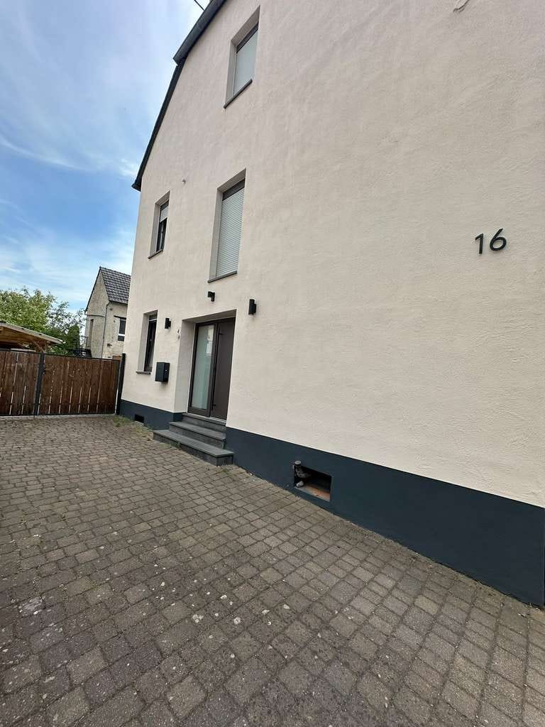 Immobilie in Nickenich - Freistehendes Einfamilienhaus in Nickenich - Bild 2
