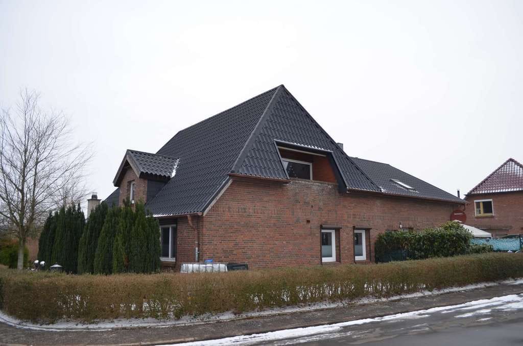 Immobilie in Breiholz - MFH mit 4 Einheiten - erweiterbar auf 5 WE, 4 Garagen, 182 m² Eigennutzungsoption - Bild 1