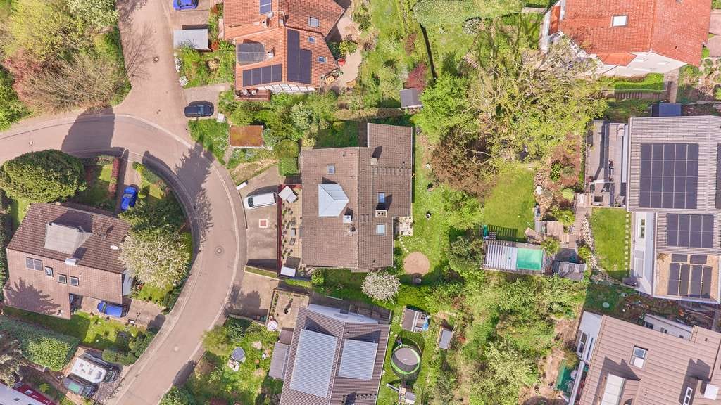 Immobilie in Wiesenbach - Wiesenbach: MFH mit Garten & Talblick – ideal für Eigennutzer, Anleger und Mehrgenerationenwohnen - Bild 2