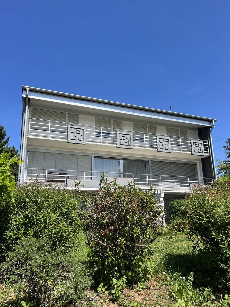 Immobilie in Frickenhausen - Top Angebot! Sehr schönes und liebevoll gepflegtes Architektenhaus mit Einliegerwohnung in Bestlage! - Bild 1