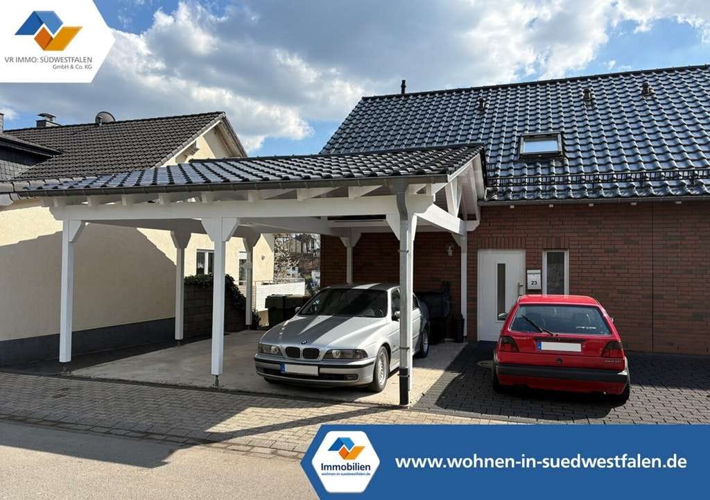 Immobilie in Meinerzhagen - VR Immo: Vermietete Doppelhaushälfte mit zwei Einheiten in bester Lage - Bild 0