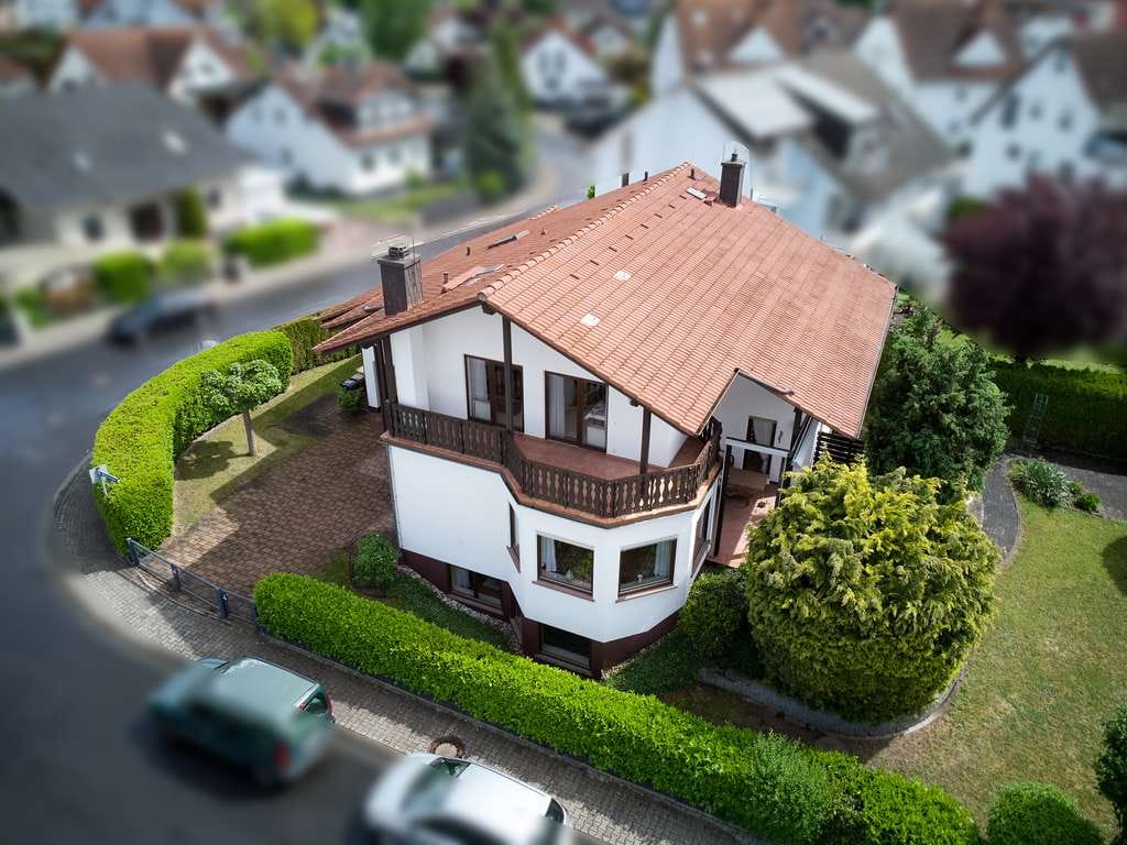 Immobilie in Langenselbold - Großzügiges Einfamilienhaus mit Einliegerwohnung, Sauna & großem Grundstück in Langenselbold - Bild 0