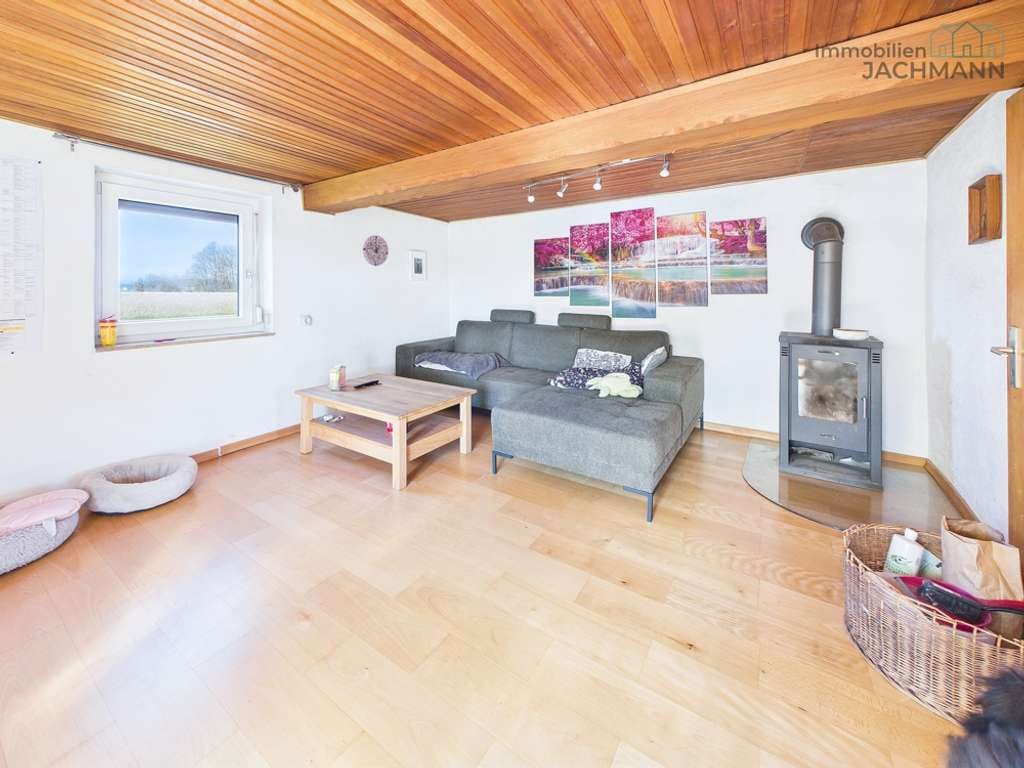 Immobilie in Niederwinkling - Ein Platz an der Sonne – Ländliches Anwesen mit Seele, Weite und Potenzial - Bild 3