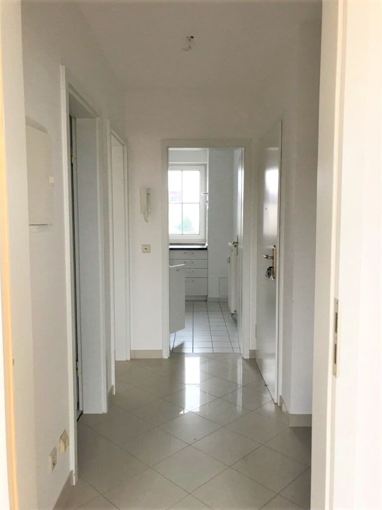 Immobilie in Leegebruch - Leegebruch Schöne 2,5- Zimmerwohnung - vermietet - mit Balkon und PKW-Stellplatz - Bild 0