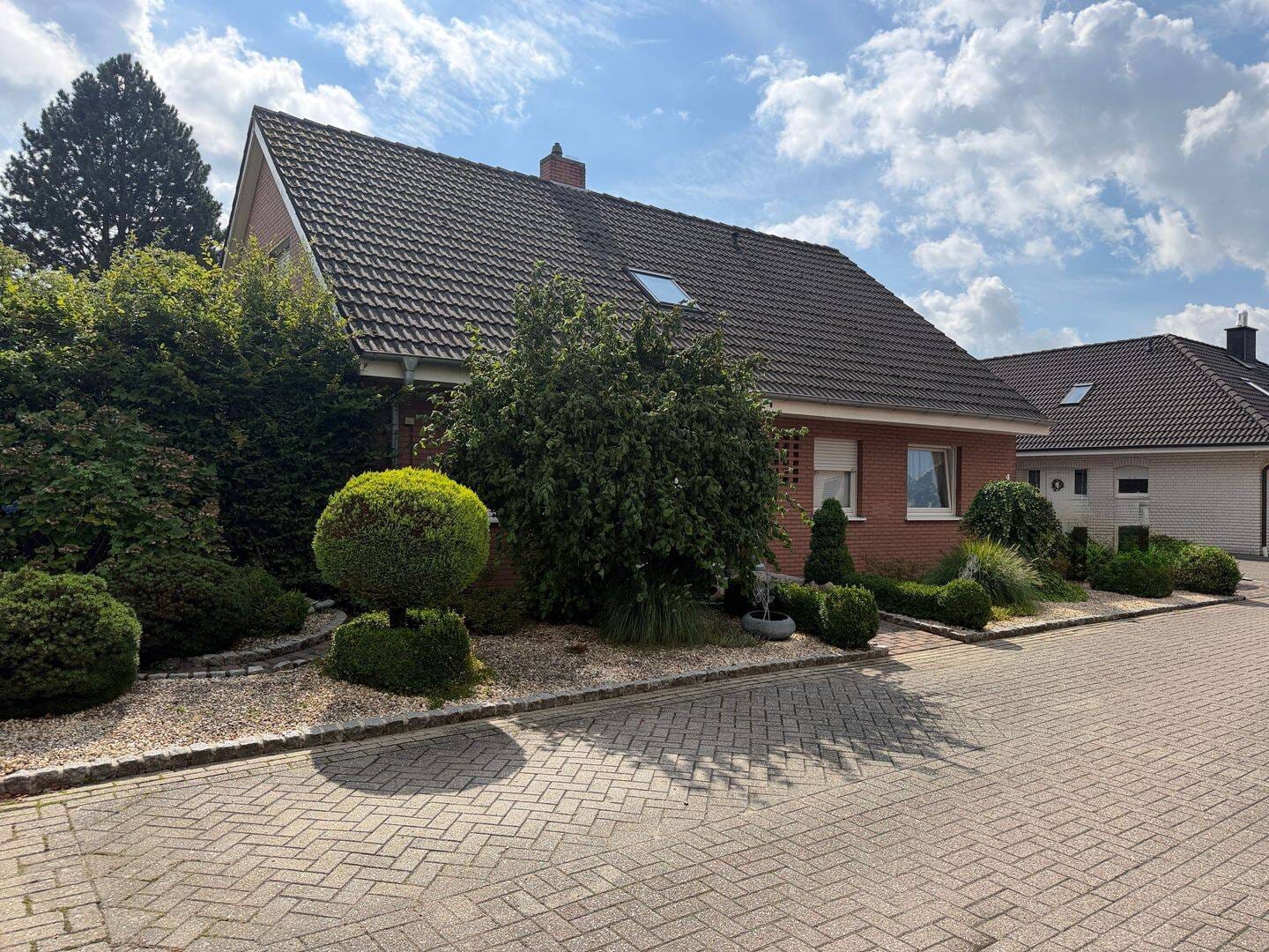 Immobilie in Lage - Familienfreundliches Wohnhaus mit Garage! - Bild 2