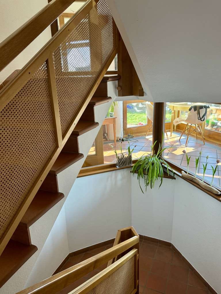Immobilie in Lahnau - „Architektenhaus | 8 Zimmer | Sauna | Wintergarten | PV-Anlage | 769 m² Grundstück" - Bild 3