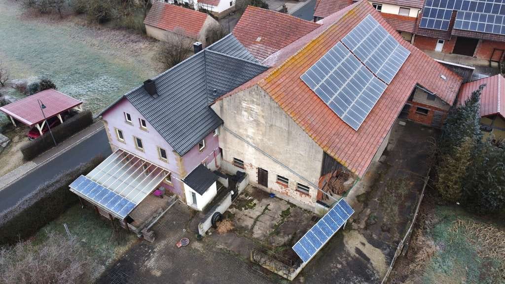 Immobilie in Untermerzbach - Ländliches Anwesen ideal für Pferdehaltung – mit Wiese und Stall - Bild 3