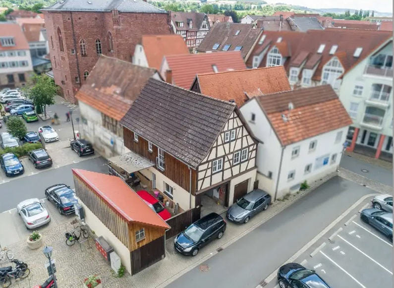 Immobilie in Tauberbischofsheim - Kapitalanleger aufgepasst - historisches Anwesen im Zentrum von Tauberbischofsheim - Bild 1