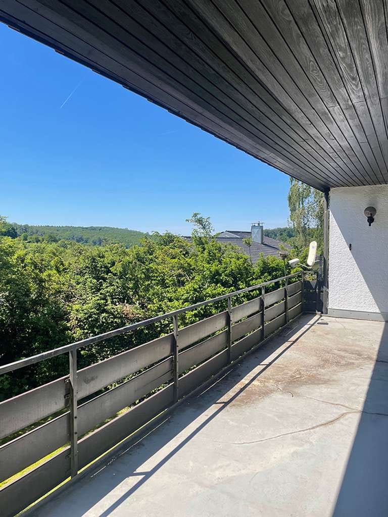 Immobilie in Ebersbach an der Fils - Freistehendes Einfamilienhaus, großer Garten, ELW, von privat  - Bild 4