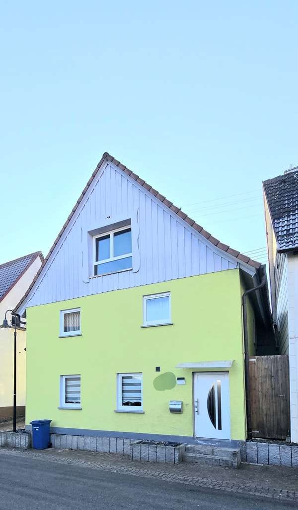 Immobilie in Dornhan - Modernisiertes Einfamilienhaus im Herzen von Dornhan: Einziehen und Wohlfühlen! - Bild 4