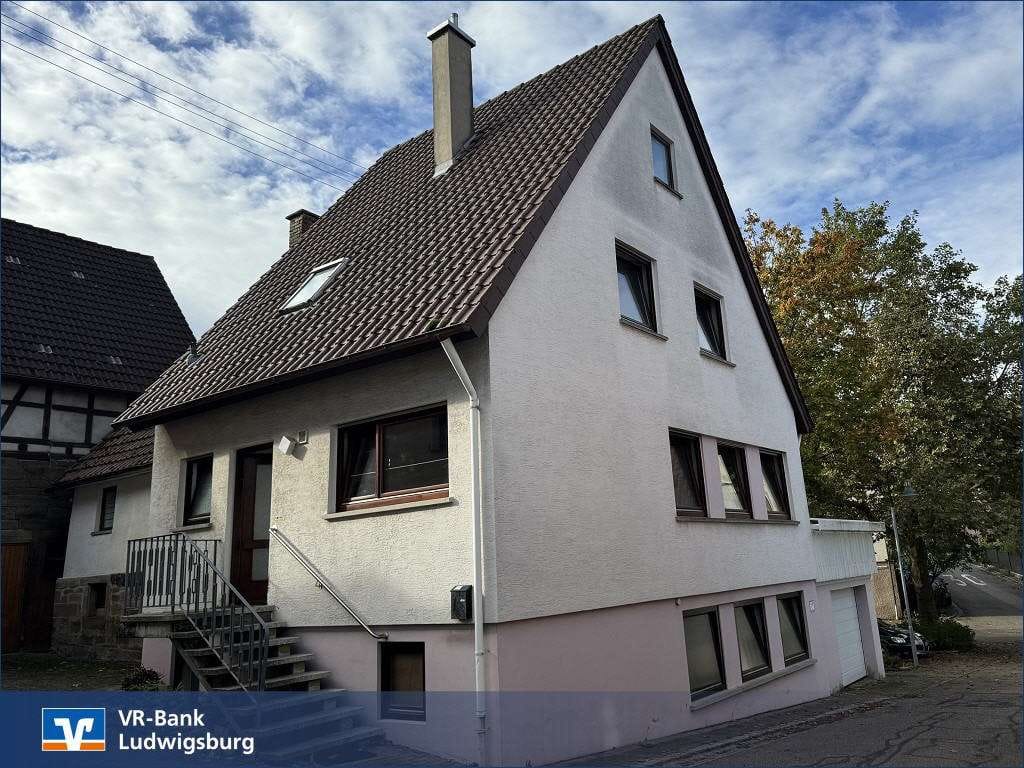 Immobilie in Cleebronn - Haus mit Scheune und Werkstatt - Bild 0
