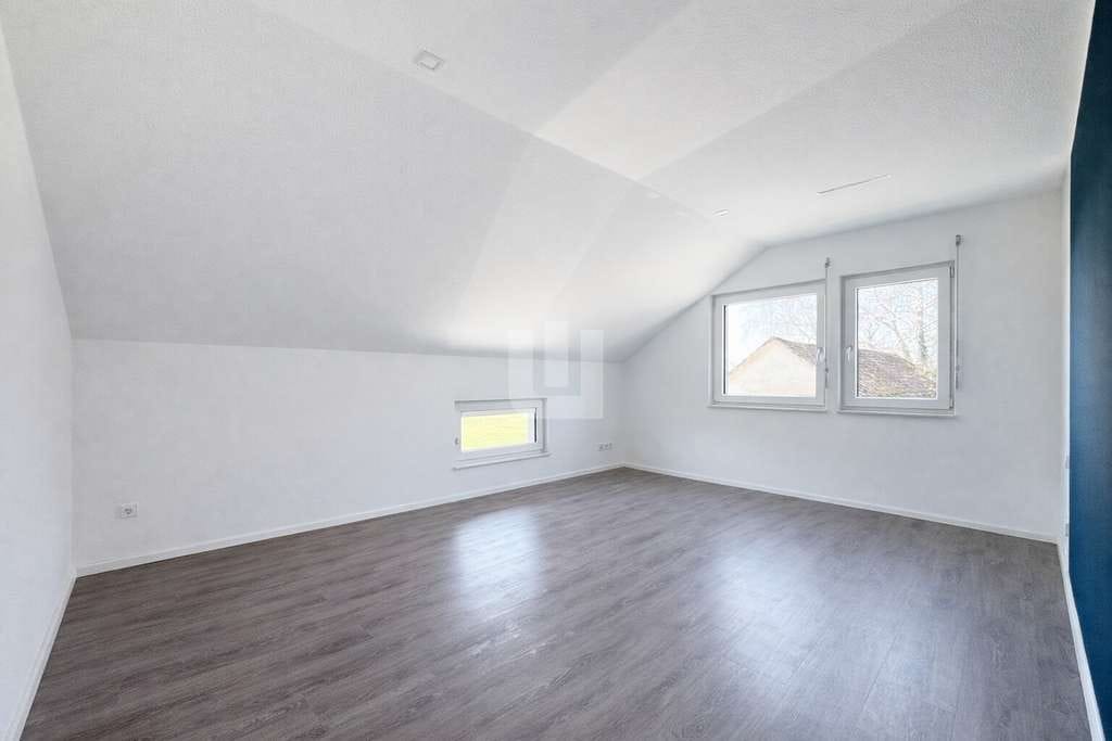 Immobilie in Oberschweinbach - Für den Käufer provisionsfrei! Modernes Einfamilienhaus auf großem Grundstück in ländlicher Idylle - Bild 4