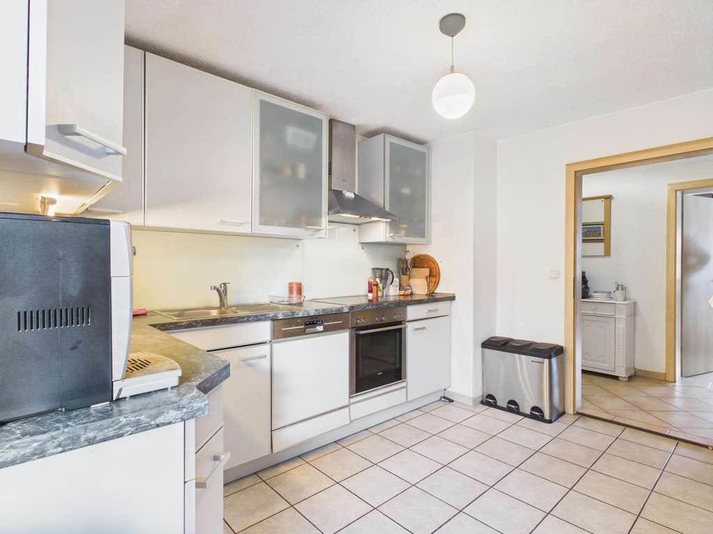 Immobilie in Sankt Wolfgang - Gepflegte 4-Zimmer-Wohnung mit Balkon, eigenem Garten - Bild 4