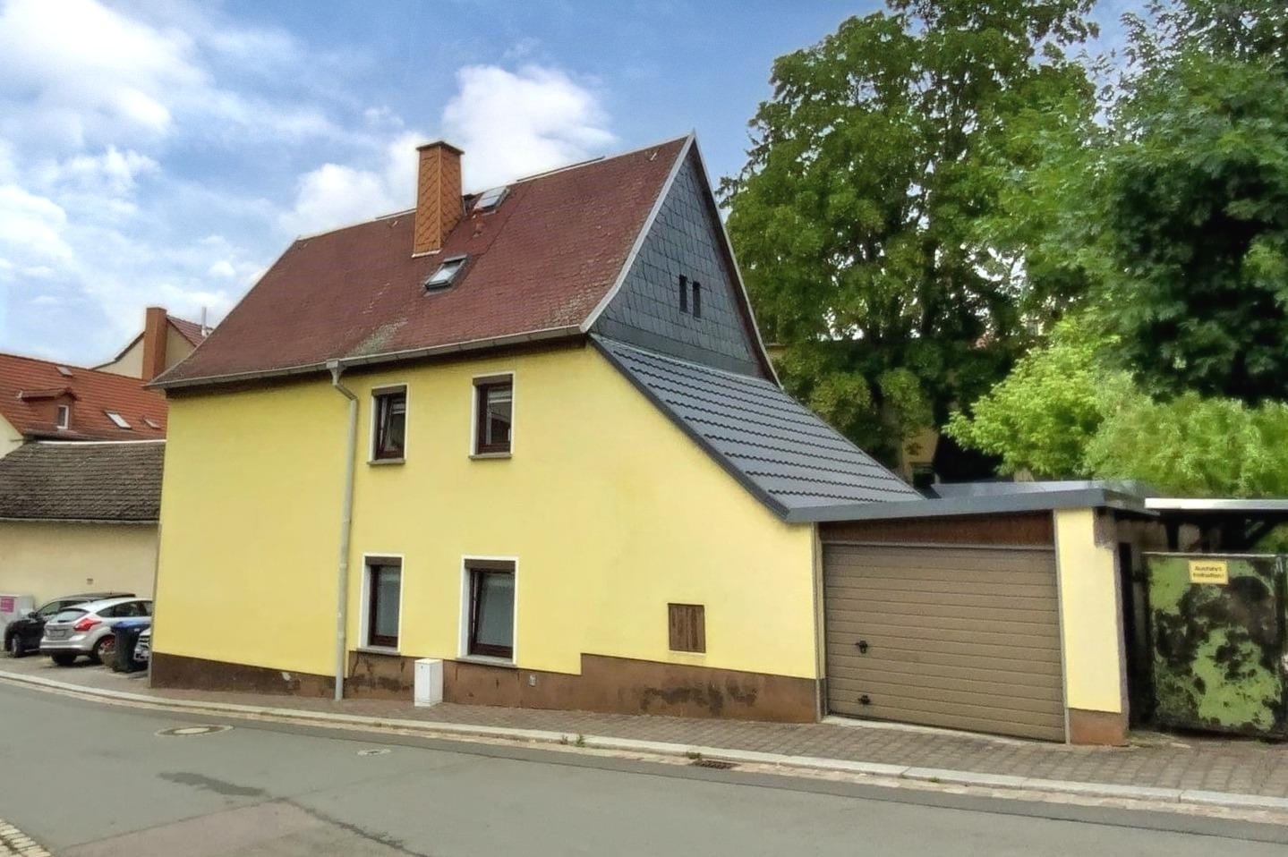 Immobilie in Schmölln - Alles unter Dach und Fach - Bild 1