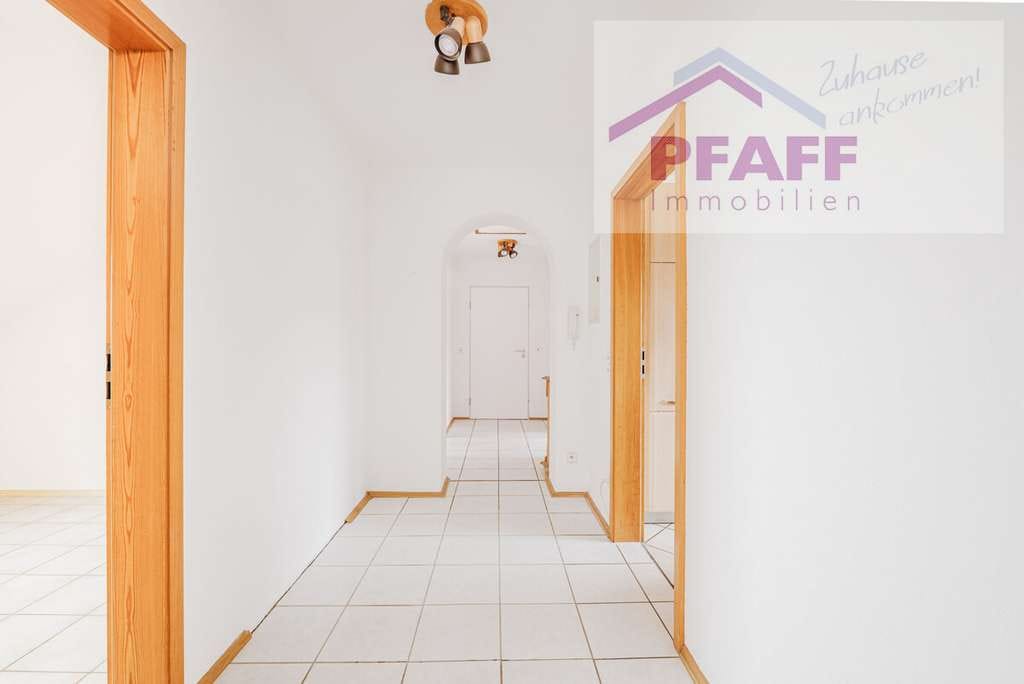 Immobilie in Allensbach - Zuhause ankommen in Allensbach-Langenrain! Außergewöhnliche 5 Zimmer-Wohnung im DG, frei ab sofort - Bild 3