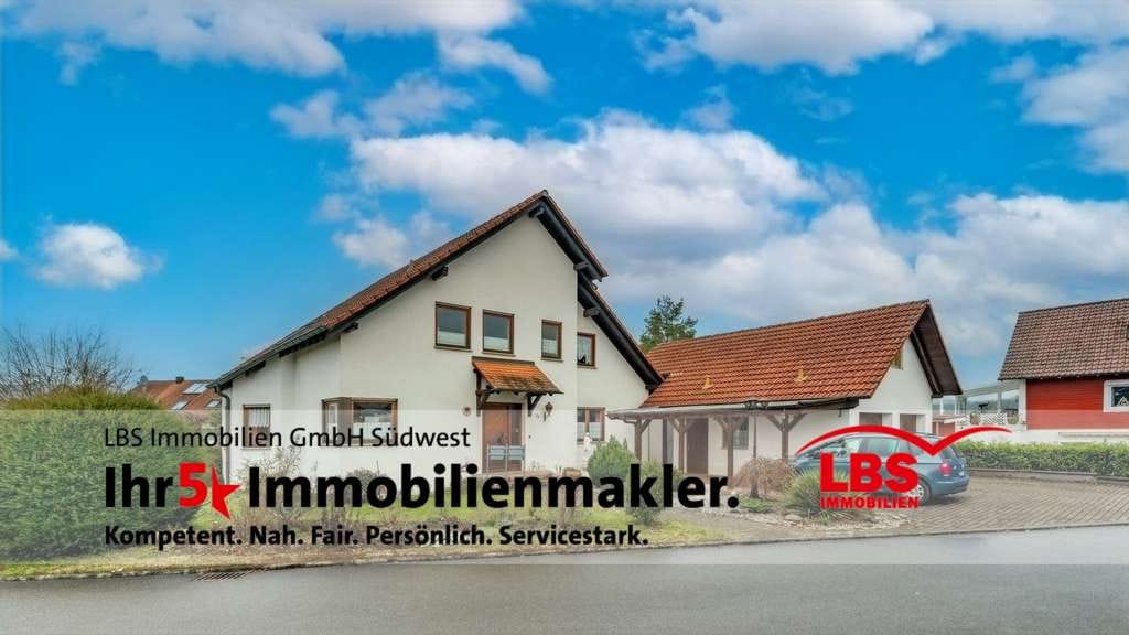 Immobilie in Mühlhausen-Ehingen - Gepflegtes Einfamilienhaus mit großzügigem Grundstück und Mühlhausen-Ehingen - Bild 0