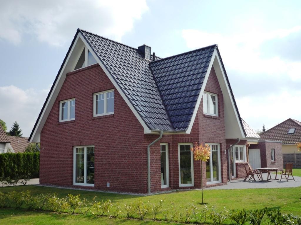Immobilie in Varel - Sie haben das Grundstück? Wir bauen Ihnen das Haus zum Festpreis! - Bild 0