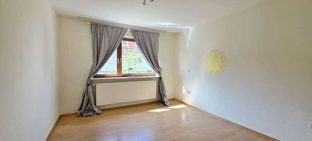 Immobilie in Steinau an der Straße - Großzügige Doppelhaushälfte in Steinau – 217 m² | Ideal für Familien - Bild 2